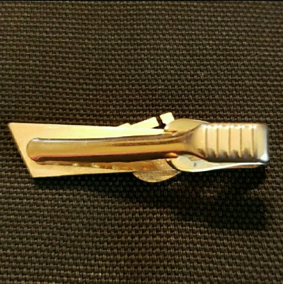 Vintage Unsigned Gold Tone Caliper Tool Tie Clip - Picture 4 of 6